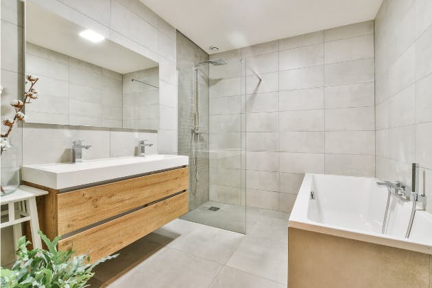 maximise space in a bathroom